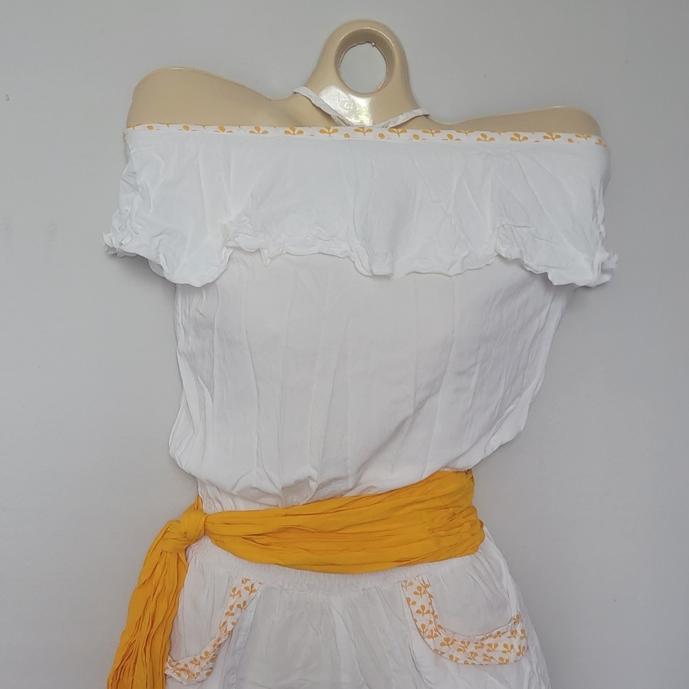 Women's Off Shoulder White Romper Small